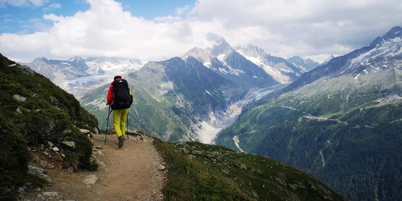 Edgar Nistor pe traseu, Tour du Mont Blanc, Alpi
